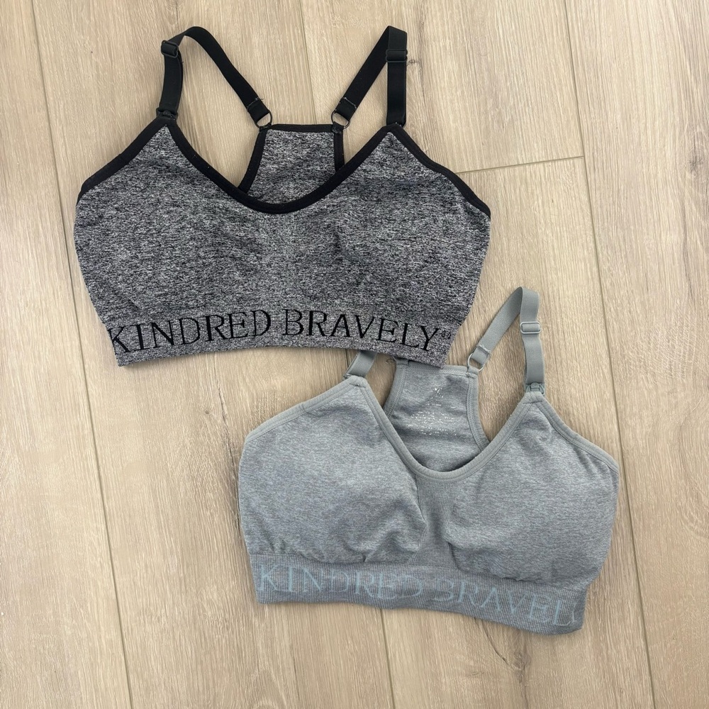 Bundle of Kindred Bravely Nursing Bras Charcoal and Light Blue/Gray Size Small